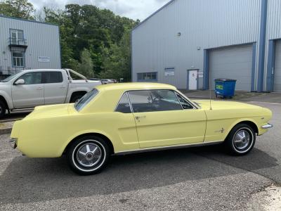 1965 Ford Mustang 289 V8 manual