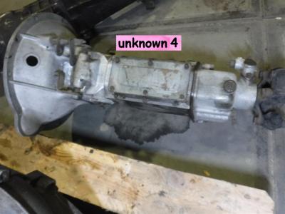 1900 several parts gearboxes