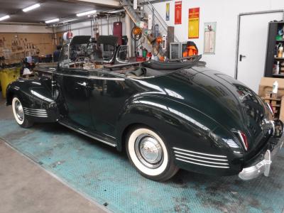 1941 Packard 120 Convertible no. 2121