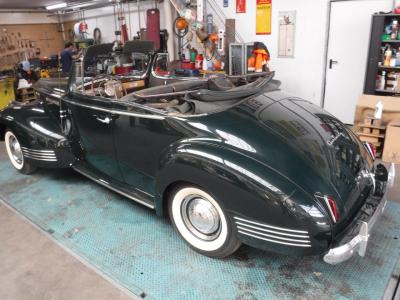 1941 Packard 120 Convertible no. 2121