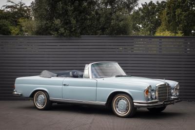 1970 Mercedes - Benz 280SE 3.5 V8