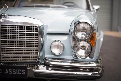 1970 Mercedes - Benz 280SE 3.5 V8