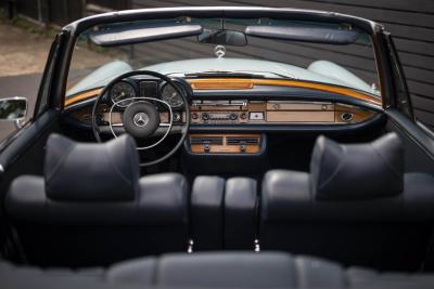 1970 Mercedes - Benz 280SE 3.5 V8