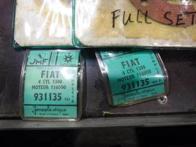 1900 Gasketsets-Pakkingsets several car engine gaskets