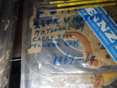 1900 Gasketsets-Pakkingsets several car engine gaskets