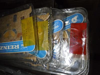 1900 Gasketsets-Pakkingsets several car engine gaskets