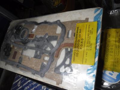 1900 Gasketsets-Pakkingsets several car engine gaskets