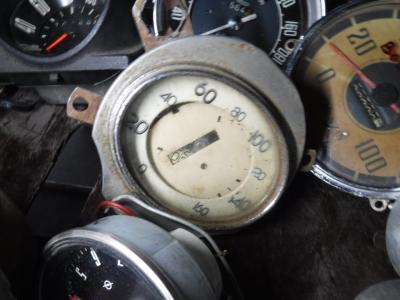 1900 several parts Gauges - klokken