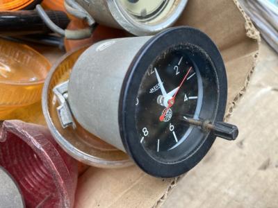 1900 several parts Gauges - klokken