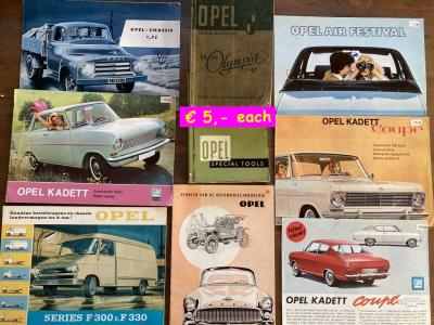 1900 Car Brochures Brochures / Folders / Photos / Drawings
