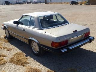 1988 Mercedes - Benz 560SL