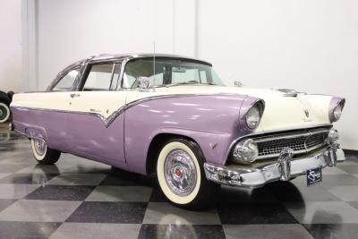 1955 Ford Fairlane Crown Victoria