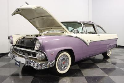 1955 Ford Fairlane Crown Victoria