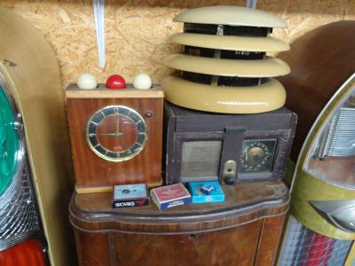 1900 Collectables examples