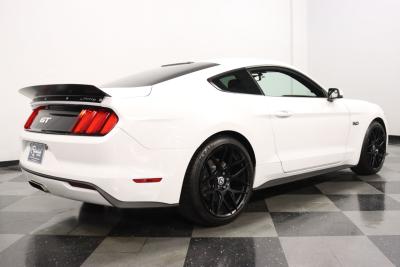 2015 Ford Mustang Petty&#039;s Garage Stage 1