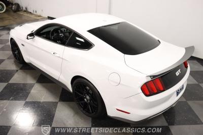 2015 Ford Mustang Petty&#039;s Garage Stage 1