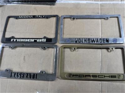 1990 Collectables Number plates-holders