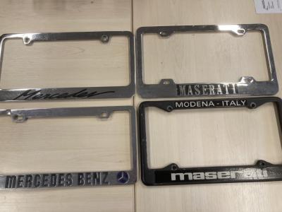 1990 Collectables Number plates-holders