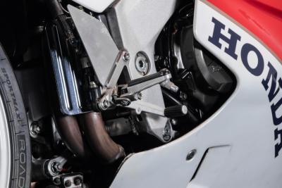 1991 Honda RC 30