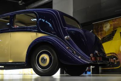 1937 Rolls - Royce Phantom III Saloon by Kellner