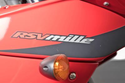 2000 Aprilia RSV 1000 (Zero Km)