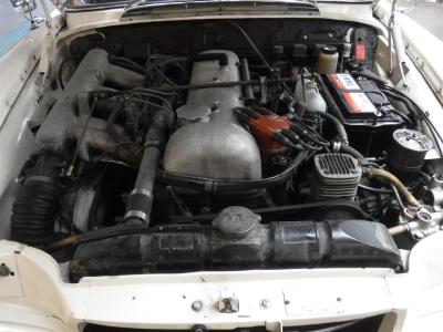 1962 Mercedes - Benz 300SE Coupe white W112