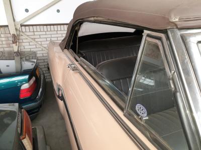 1953 Packard Deluxe Cabriolet