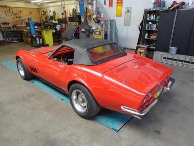 1969 Chevrolet Corvette &#039;&#039;69 Roadster Red