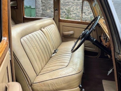 1953 Bentley R Type Manual Sport Saloon (with a difference!)  B339TO