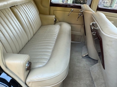 1953 Bentley R Type Manual Saloon    B594TN