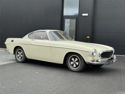 1972 Volvo P1800 E