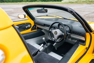 1997 Lotus Elise S1