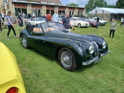 1954 Jaguar XK120 DHC