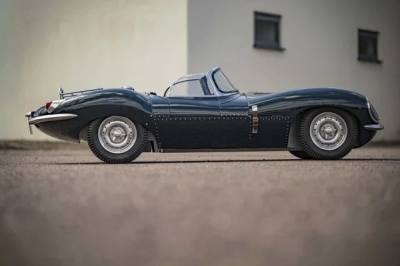 1956 'Jaguar XKSS' Scale Model
