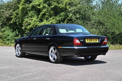 2005 Jaguar XJR V8 S/C Auto