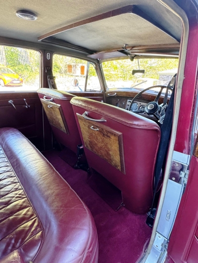1954 Bentley R-Type Automatic Saloon