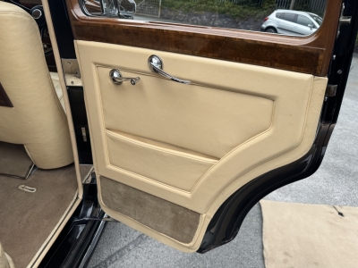 1954 Rolls-Royce Silver Dawn ‘Big Boot’ Automatic Saloon SOG68