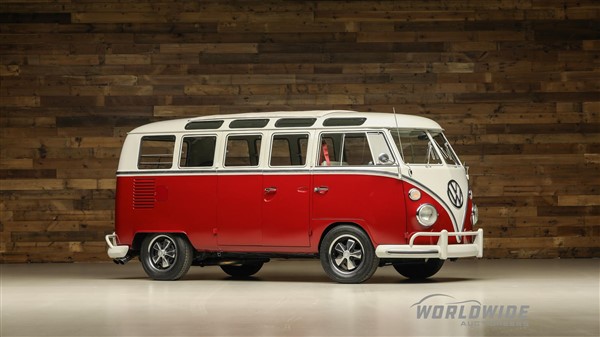 1967_Volkswagen_Samba.jpg